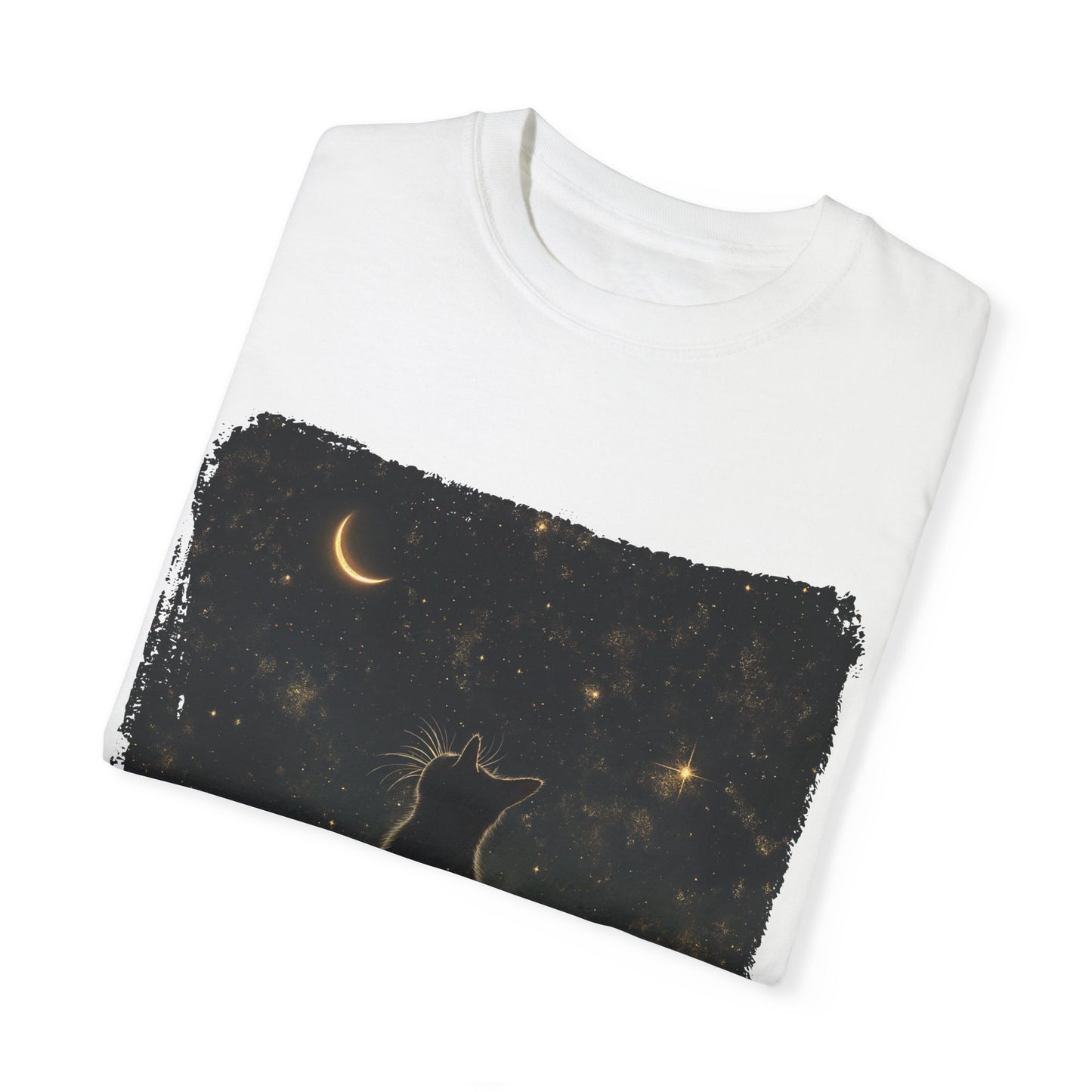 Cat under the starlit sky T-shirt