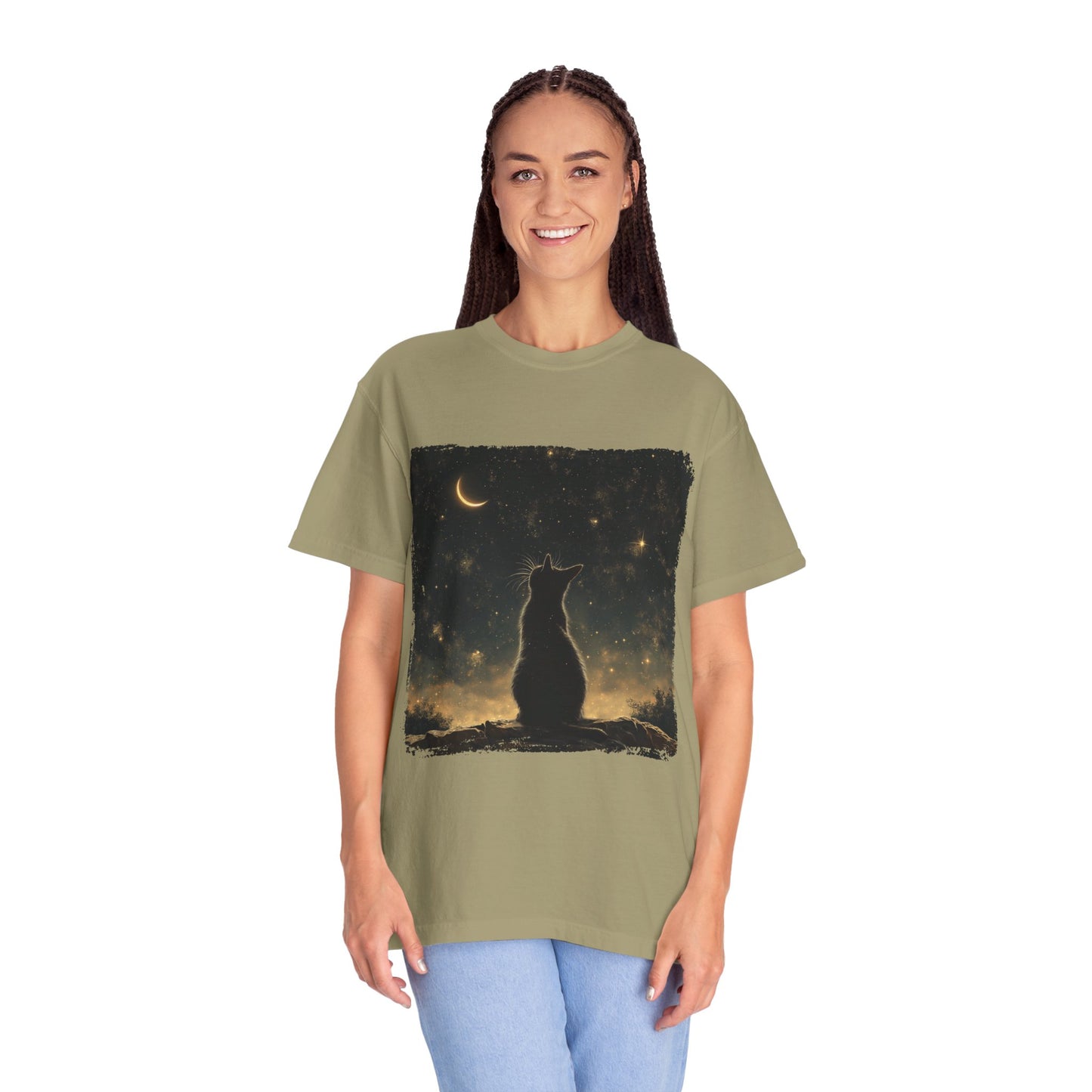 Cat under the starlit sky T-shirt